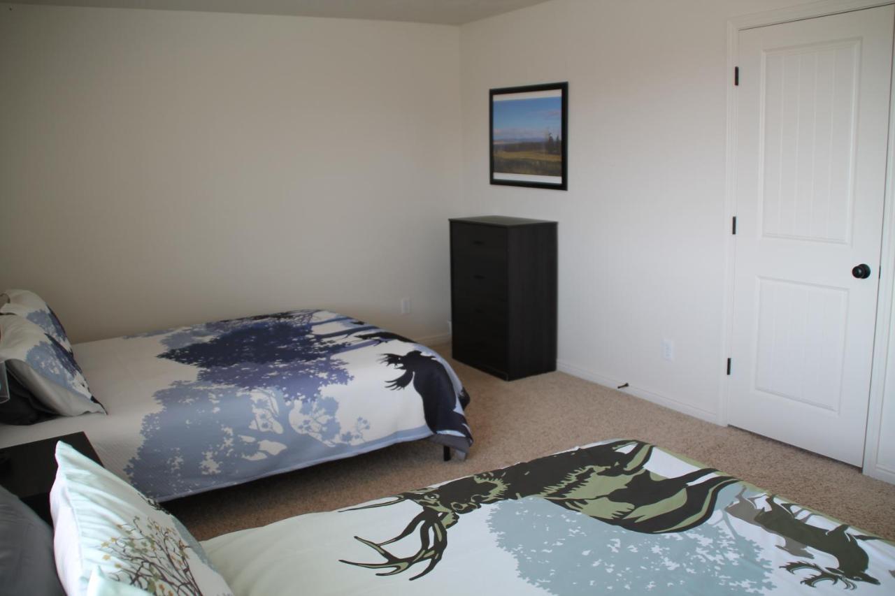 3 Queen Beds, 1 Twin Bed, 2 Rooms, 1 And A Half Bath, Self Check-In, Flexcation Equipped Idaho Falls Buitenkant foto